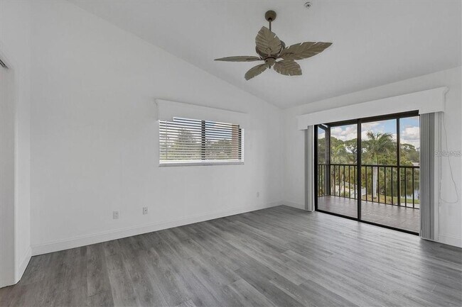 Building Photo - 5565 Ashton Lake Dr