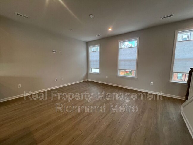 Building Photo - 13292 Coalfield Station Ln
