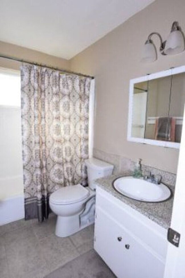 Interior Photo - Welcome Home to Garfield Manor