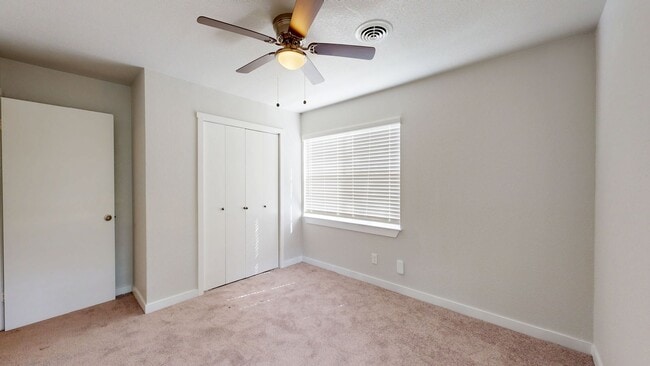 Building Photo - REMODELED HOME READY FOR YOU