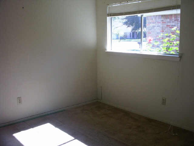 Building Photo - 4311 Daisy Meadow Dr