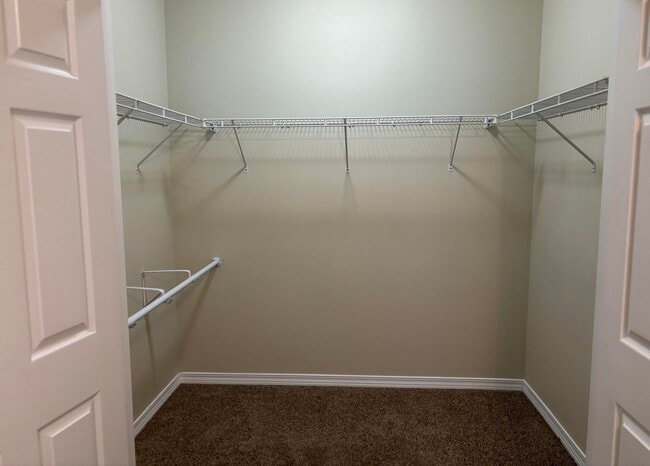 Building Photo - 1545 Bentley Cir