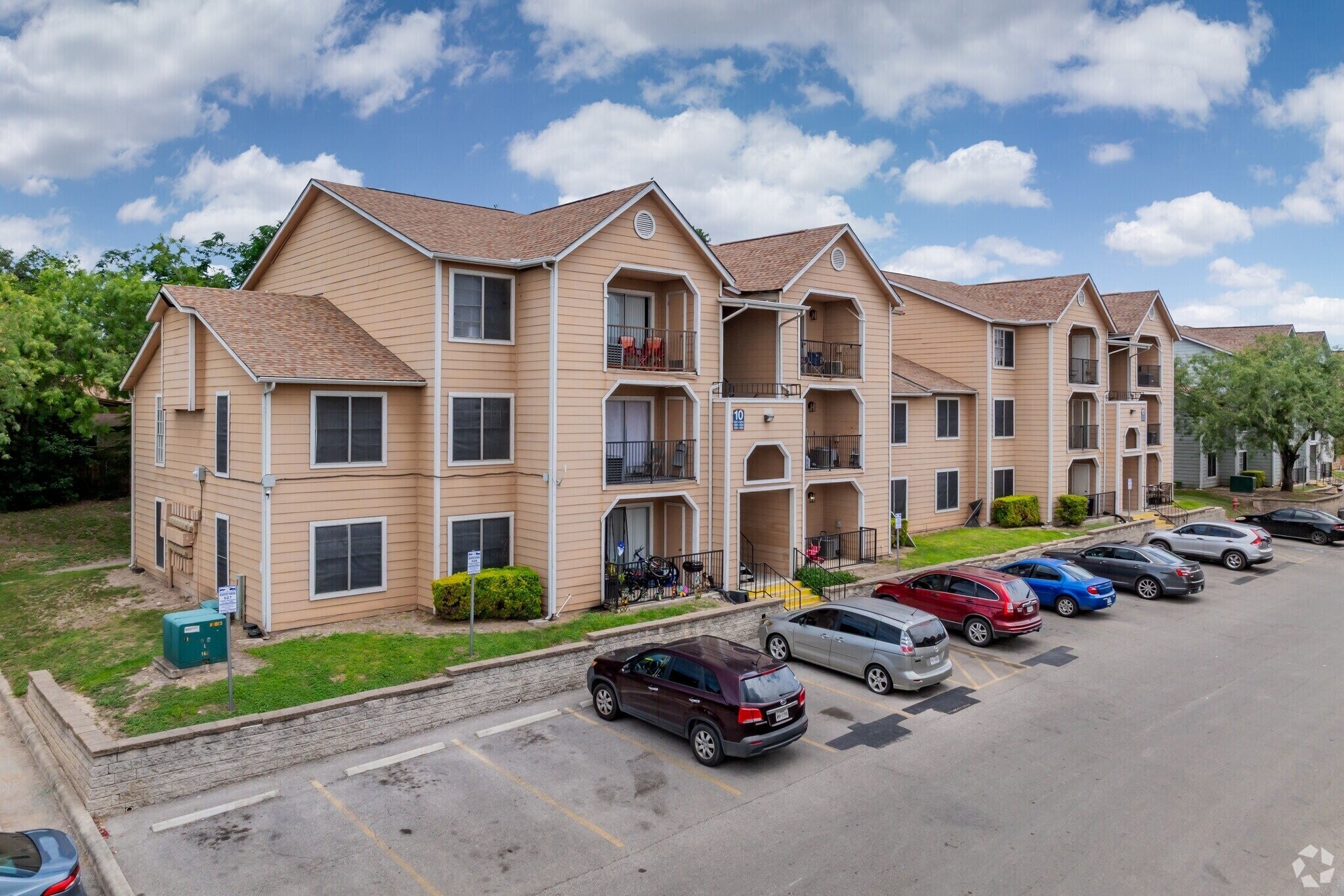 Building Photo - 3631 Callaghan Rd