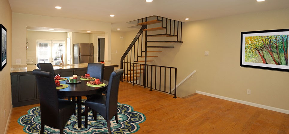Dining space - 8710 Park Ln