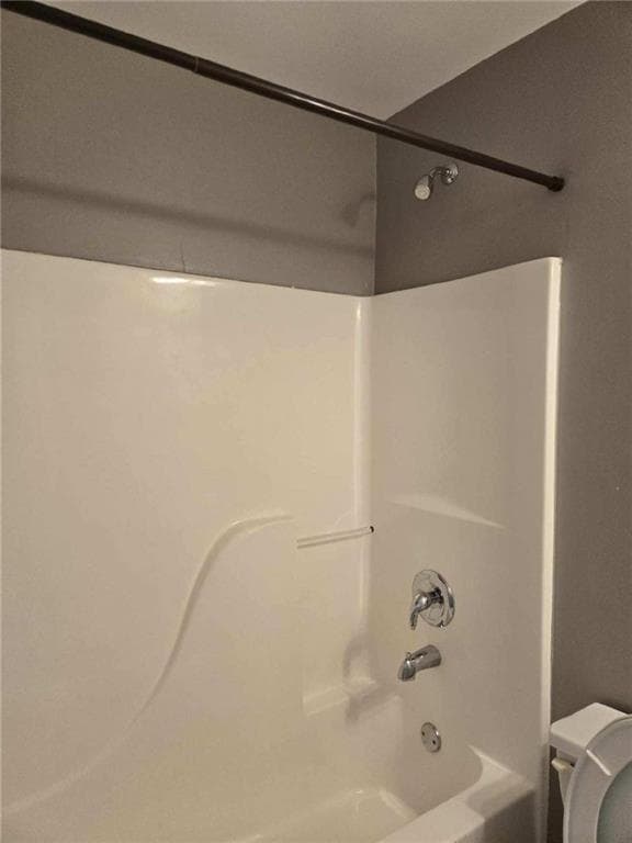 Building Photo - 5315 Sherwin Dr