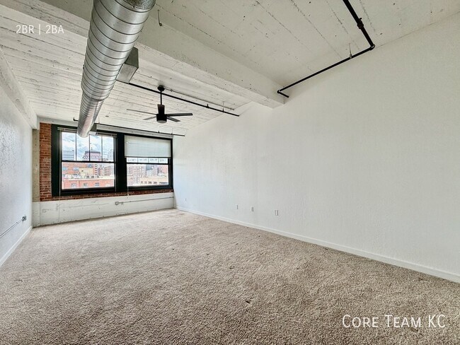 Building Photo - 934 Broadway Blvd