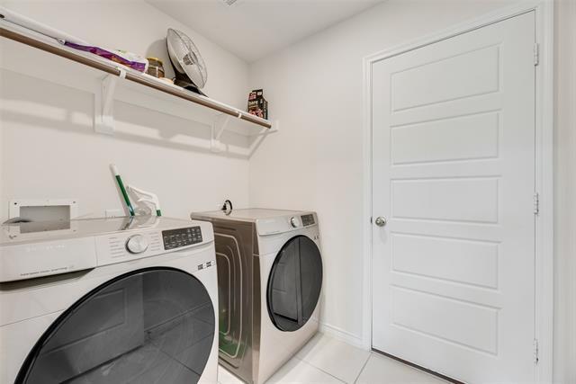 Building Photo - 2506 Kingfisher St