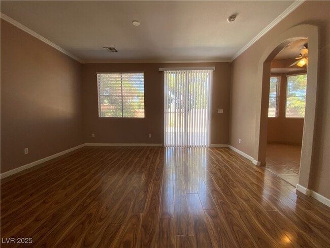 Building Photo - 5680 Arrow Tree St