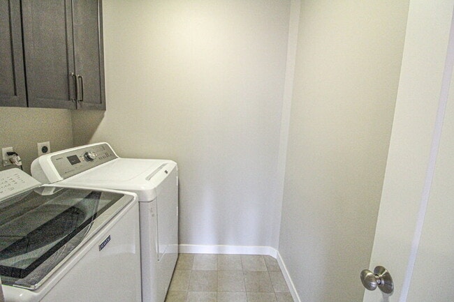 Building Photo - 1418 184th Pl SE