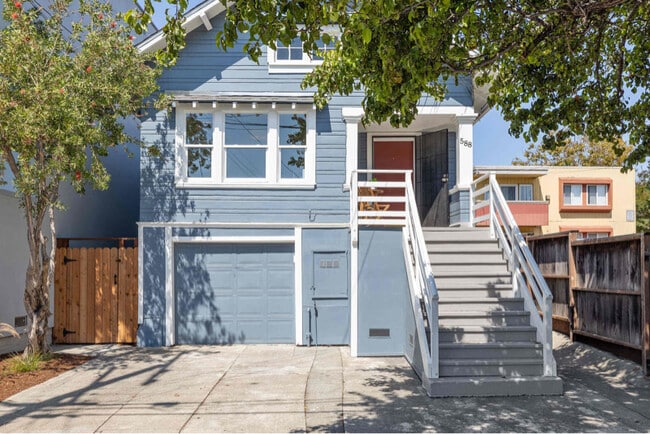 Building Photo - 588 58th St