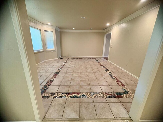 Building Photo - 2945 Kerry Ln