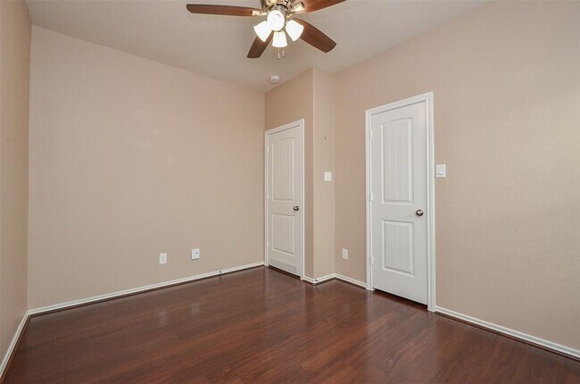 Building Photo - 12947 Taper Reach Dr