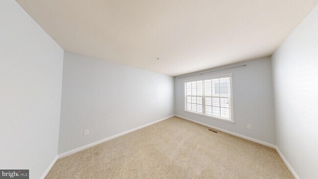 Building Photo - 2604 Brooke Grove Rd