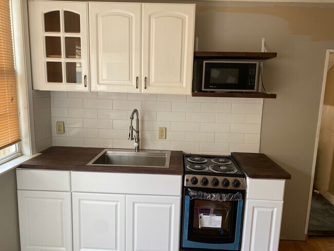 Building Photo - 20 Leigh St