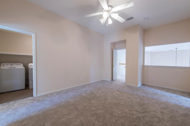 Building Photo - 26 Clover Gate Cir