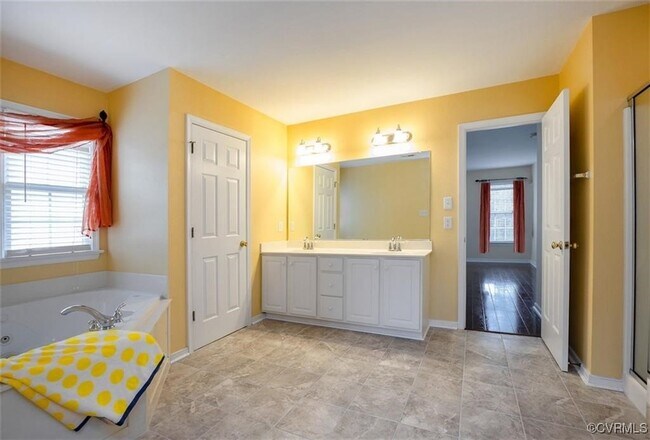 Building Photo - 5208 Wheat Ridge Pl