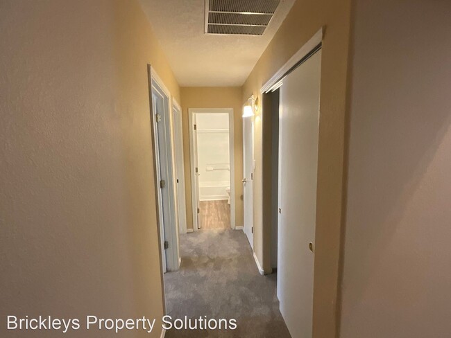 Building Photo - 3 br, 2 bath House - 5820 Night Shadow Ave NW