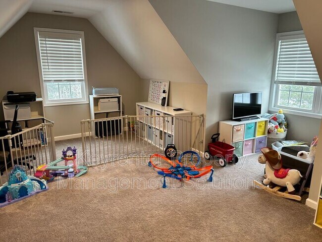 Building Photo - 301 Purdue St