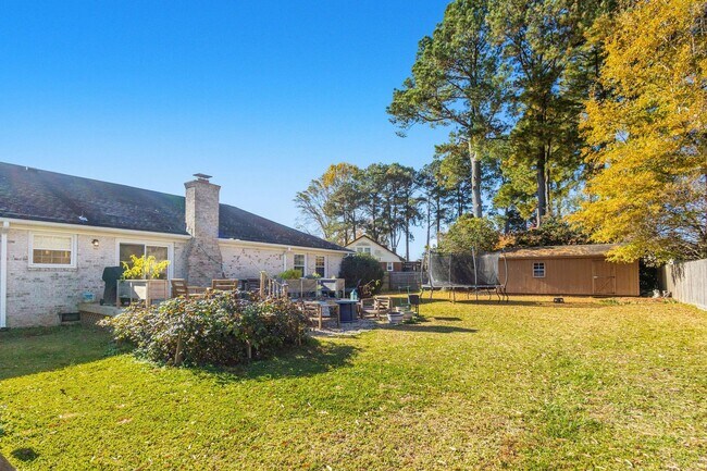 Building Photo - 3 Bed 2.5 Bath Home for rent in Chesapeake