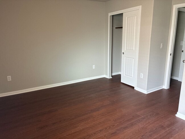 Building Photo - Beautiful 3BR 2.5BA Home w/ Community Pools and Trails • Granite Counters • Detached 2-Car in  Tu...