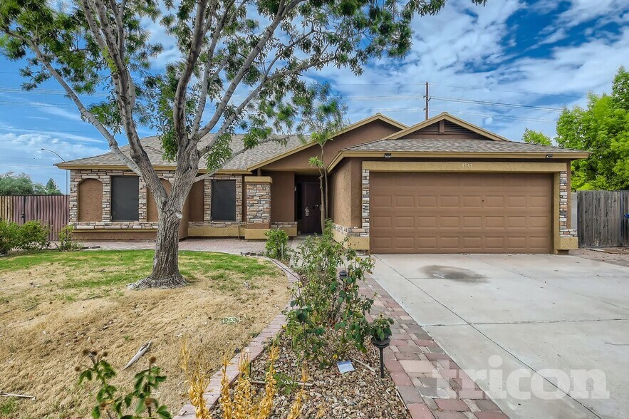 Building Photo - 4947 E Greenway Cir