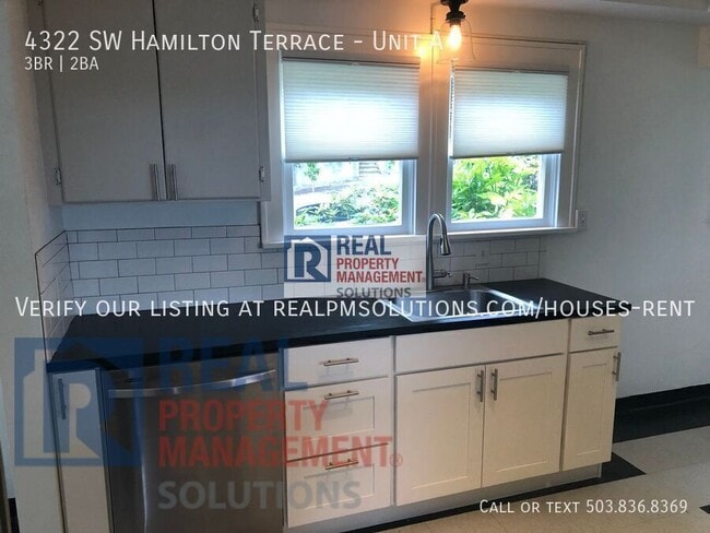 Building Photo - 4322 SW Hamilton Terrace
