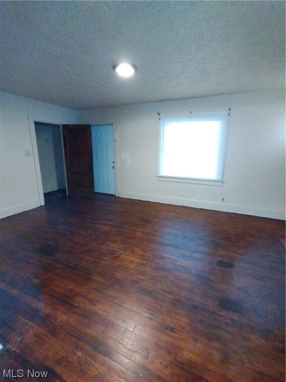 Building Photo - 105 E Boston Ave