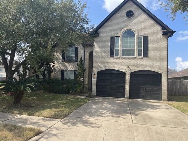 Building Photo - 8218 Cliffshire Ct