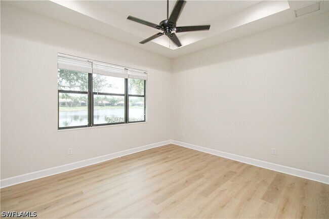 Building Photo - 9122 Isla Bella Cir