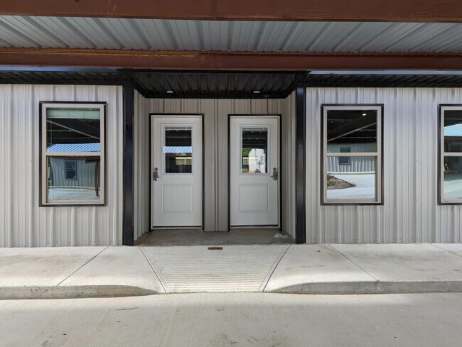 Building Photo - 7901 State Highway 19 South B