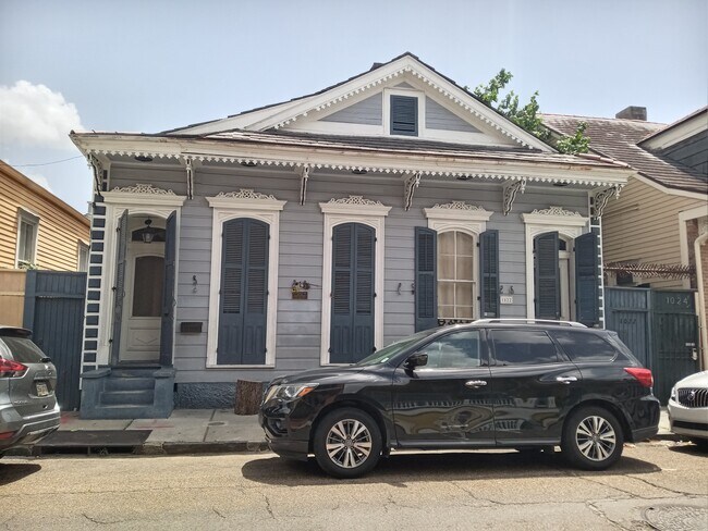 Primary Photo - 1022 Saint Ann St