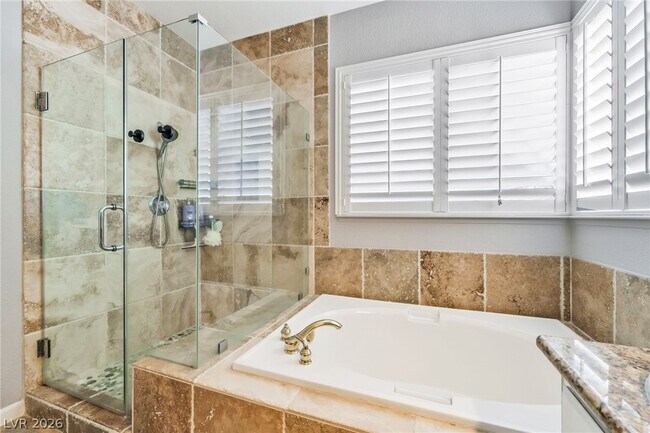 Building Photo - 9248 Evergreen Canyon Dr