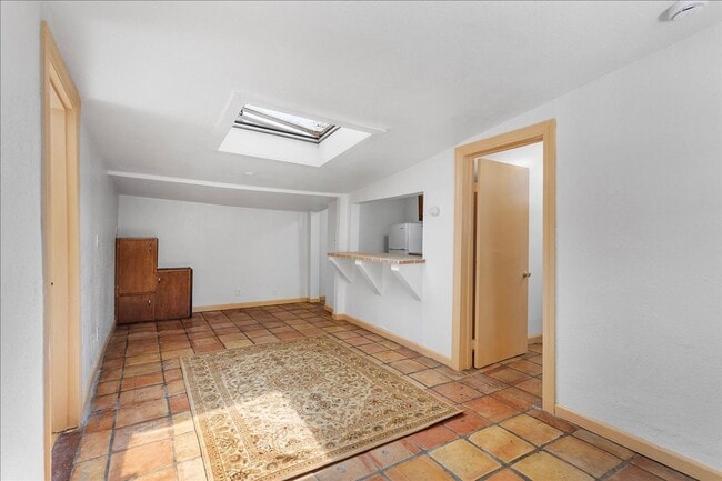 Primary Photo - 2308 Woolsey St. #5 - 1 bedroom | 1 bath |...