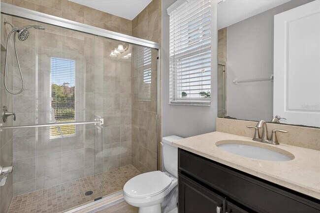 Building Photo - 2589 Gwynhurst Blvd