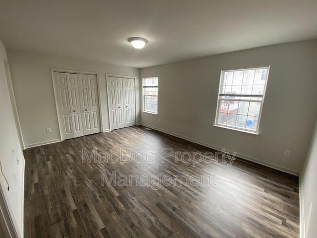 Building Photo - 17970 Milroy Dr