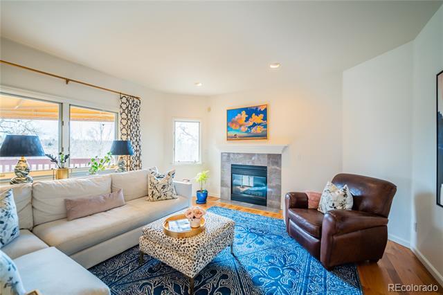 Building Photo - 4212 E Orchard Pl