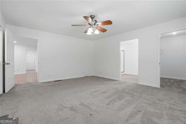 Building Photo - 128 McNeal Rd
