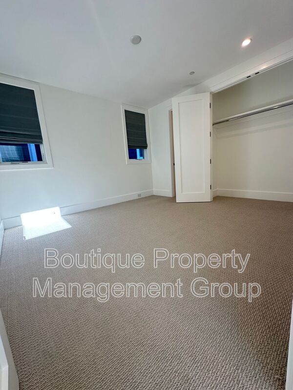 Building Photo - 514 Avocado Ave