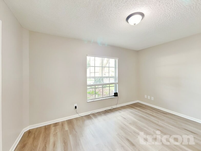 Building Photo - 1765 Tinsmith Cir