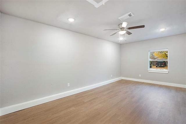 Building Photo - 801 Sunny Slope Dr