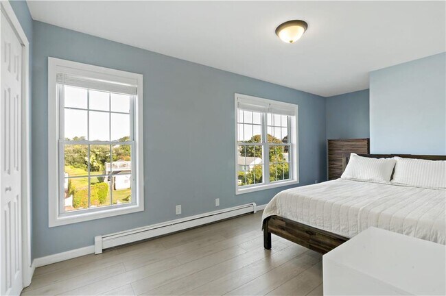 Building Photo - 11 Defelice Rd