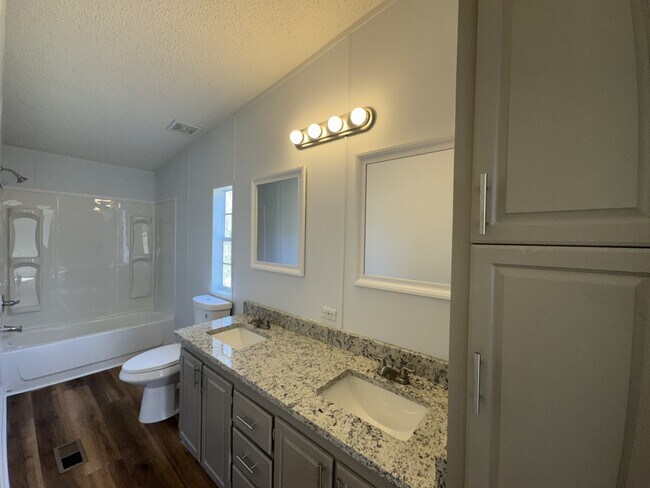 Building Photo - 4299 Wagon Trail