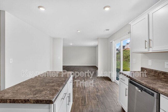 Building Photo - 5109 Black Frst Dr