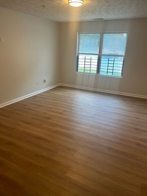 Building Photo - 8102 Fairington Village Dr