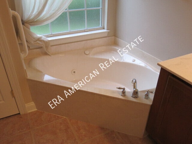 Building Photo - 219 Diamond Cv