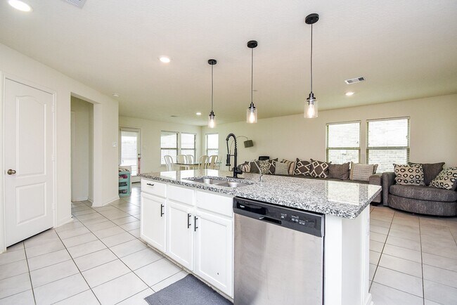 Building Photo - 20911 Teocalli Dr