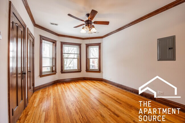 Building Photo - 4305 N Richmond St