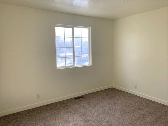 Building Photo - 3509 Forest Ct