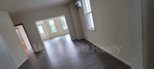 Building Photo - 37 E Pottsville St