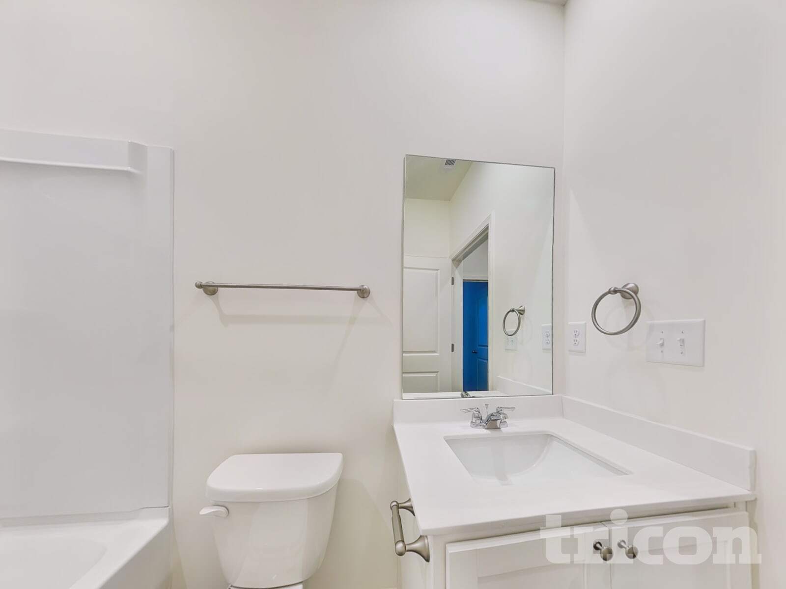 Building Photo - 179 Long Dr